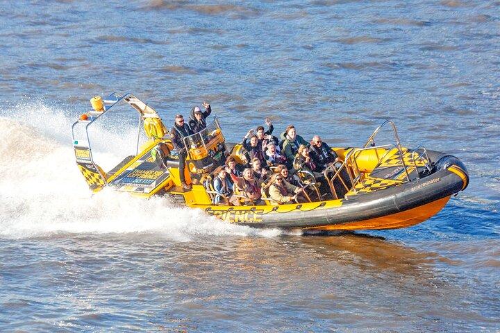 Speedboat Cruise Tour: Embankment OR Westminster Pier -70 minutes