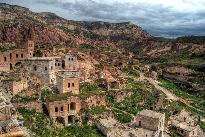 Cappadocia Red Tour With Open Air Museum And Expert Tour Guide