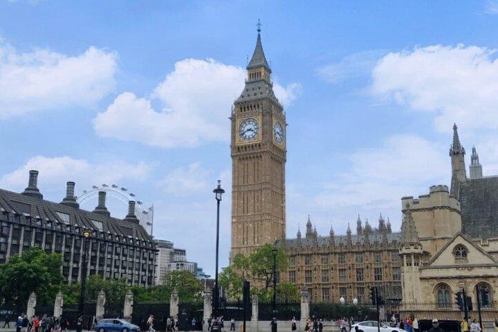 Westminster Abbey Tour for Kids with Sightseeing Walk in Westminster London