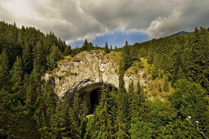 Day trip to The Marvelous Bridges and the unique Rhodope cuisine