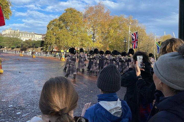 Kid-Friendly London in a Day Tour with Westminster Abbey and Tower of London