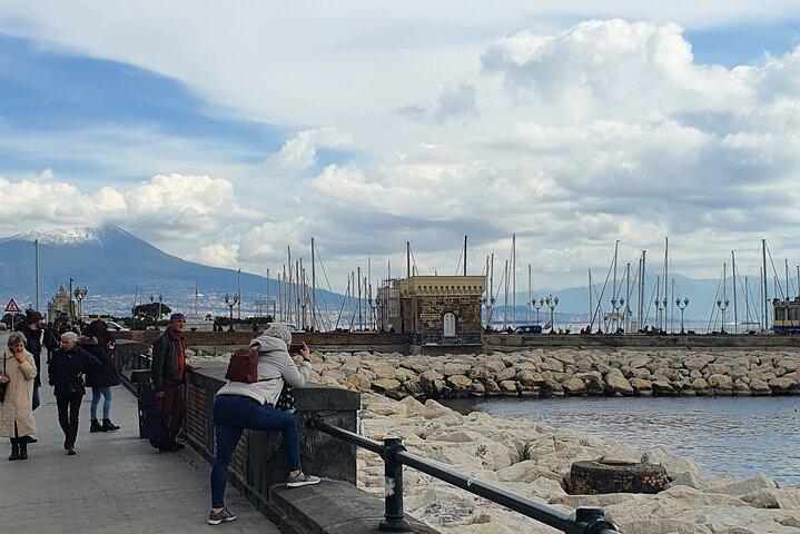 Private Tour of Naples and Royal Palace with Tour Guide