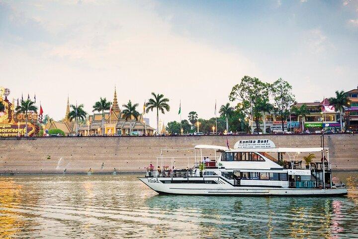 Dinner 4-course Mekong River cruise with Kanika Boat