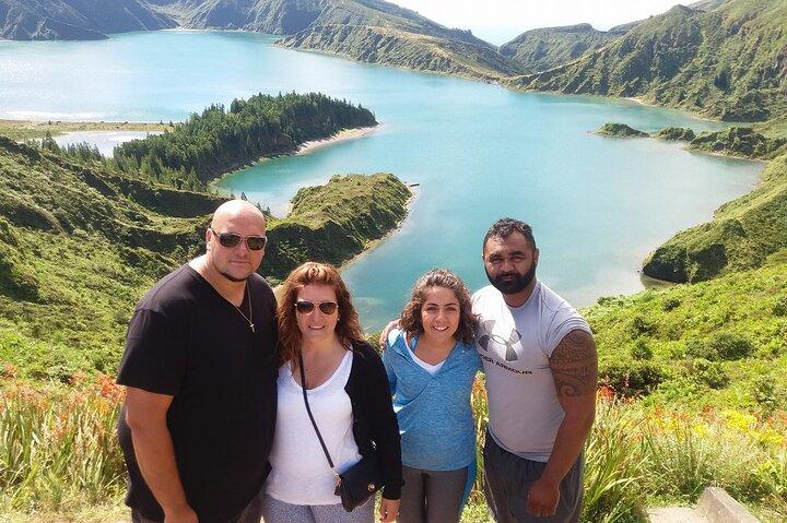 Van – Laketour – Sete Cidades / Lagoa do Fogo – Full Day w/lunch (Shared)