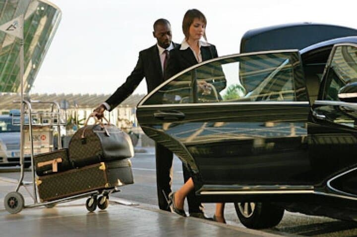 Private Transfer from Fiumicino Rome Airport to Rome Center
