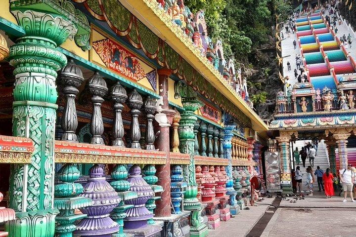 Batu Caves and Suburbs Private Tour