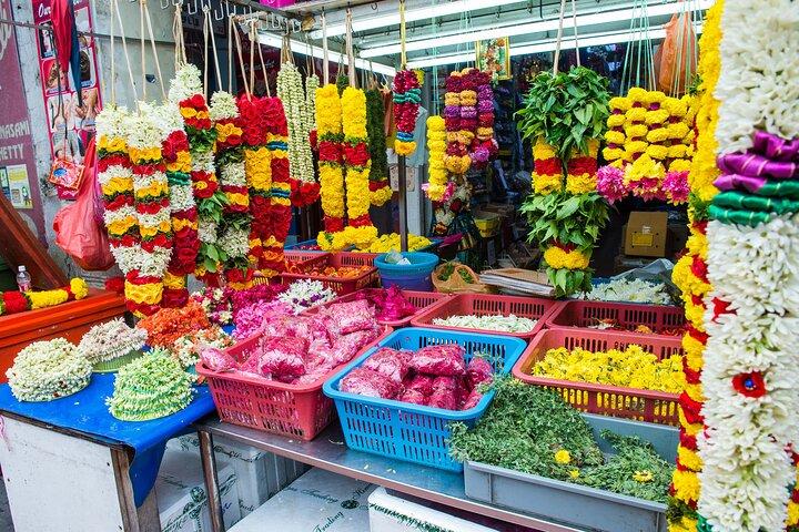 Kampong Glam, Little India & Chinatown with Local Street Food Tastings
