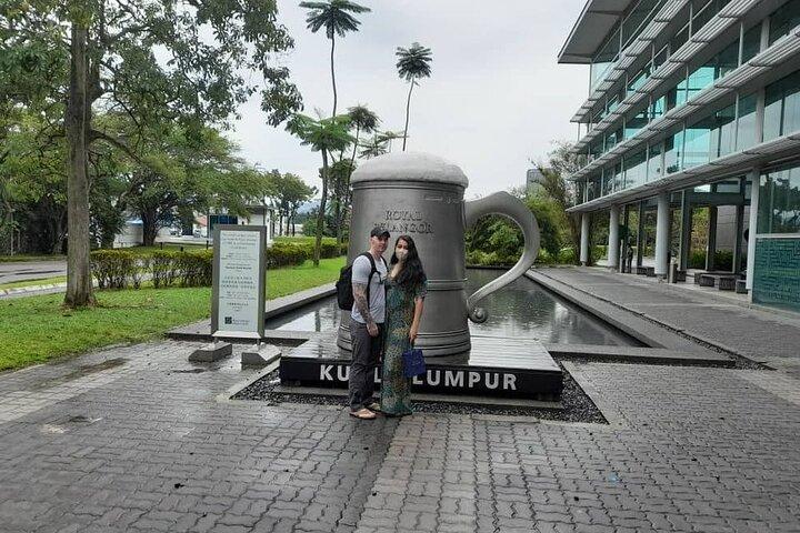 Batu Caves and Suburbs Private Tour