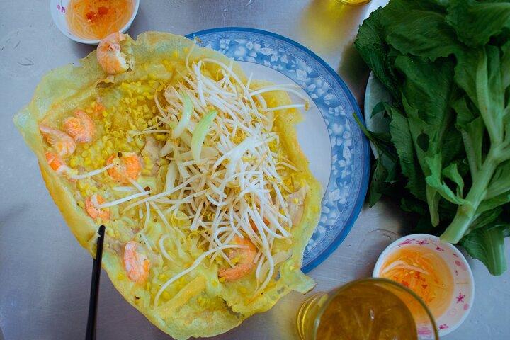 Saigon by Night: Ultimate Street Food Walk You Can’t Miss