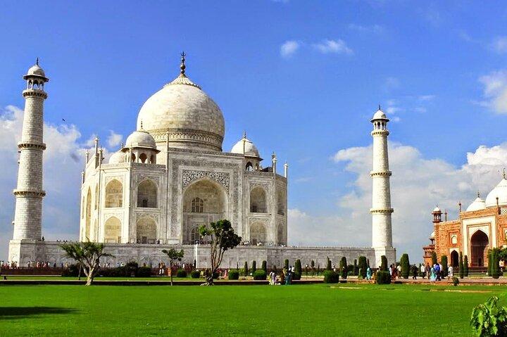 Sunrise Taj Mahal Tour with Agra Fort and Fatehpur Sikri