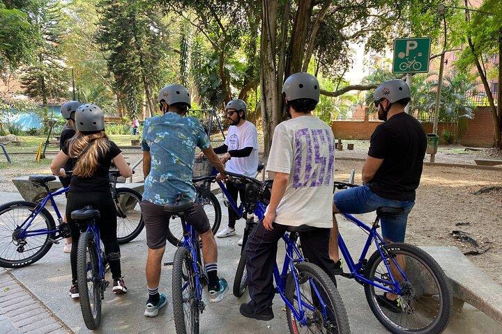 Bike City Tour Medellin With Snack and Organic Coffee