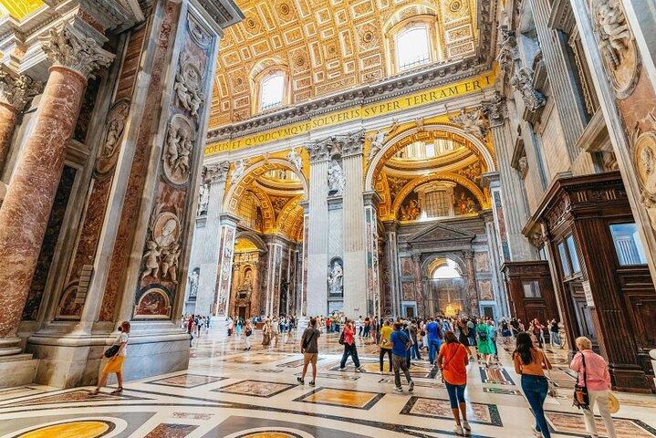 Skip the Line Vatican Tour and Sistine Chapel + Ebook