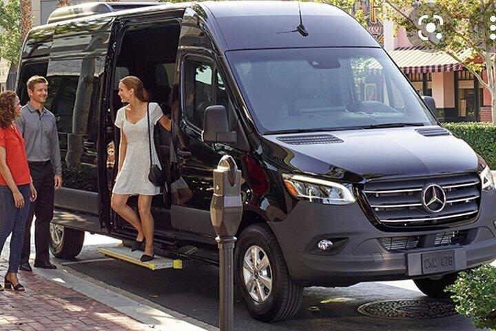 Miami Airport Private Transfer (Up to 14 passengers)