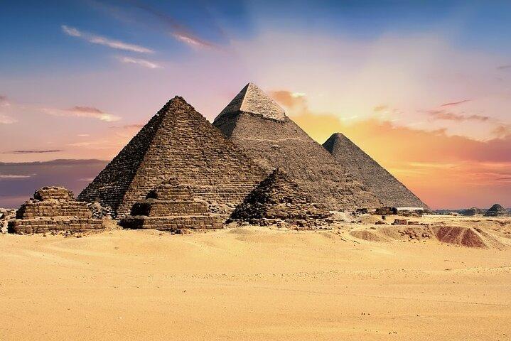 Full Day tour Pyramids sphinx Memphis Saqqara and Dahshor