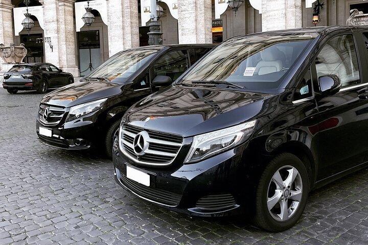 4 Hour Tour of Rome with Private Van