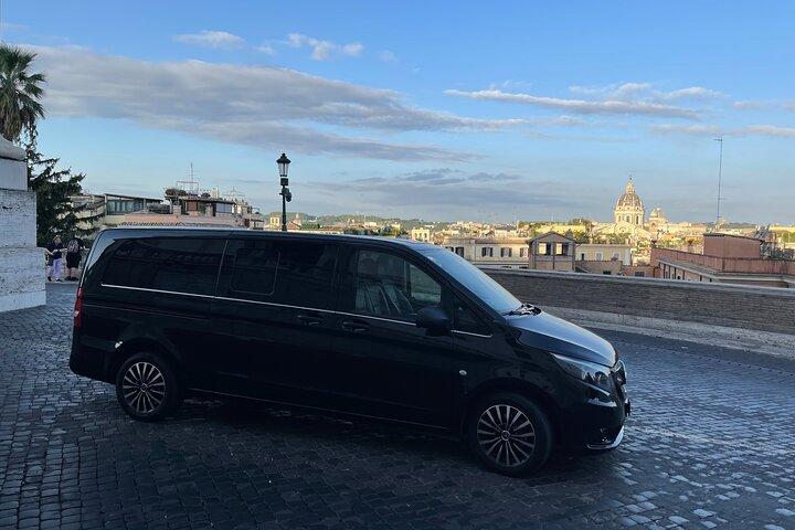 4 Hour Tour of Rome with Private Van