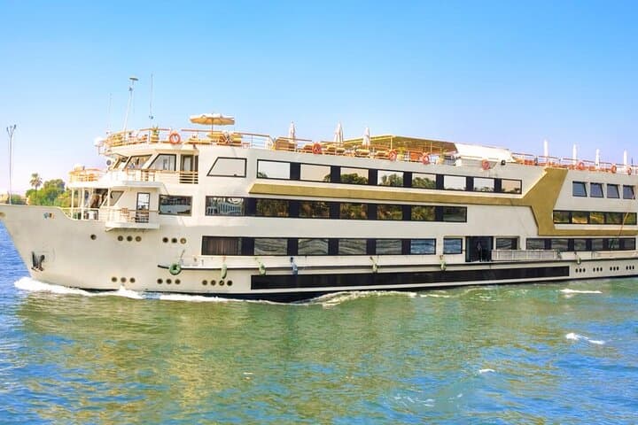 Nile cruise from luxor for 3 nights / 4 days