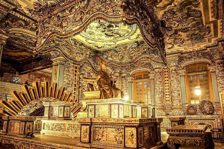 Hue Royal Tombs Tour: Visit Best Pagoda & King's Mausoleums