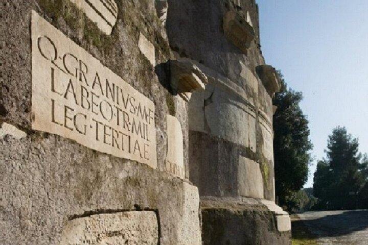 Group tour: Christian Catacombs