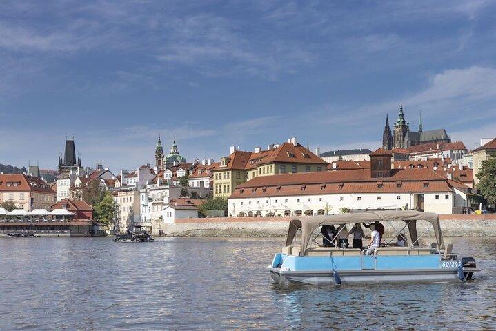 Private Boat Cruise With Unlimited Beer