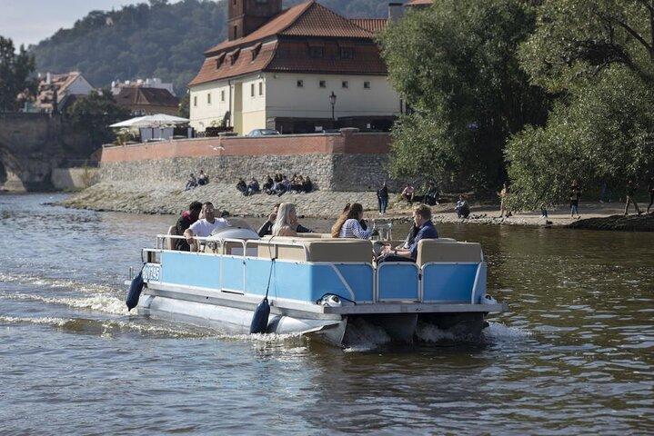 Private Boat Cruise With Unlimited Beer