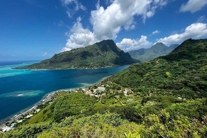 Moorea 4WD Safari from Tahiti (Pickup at Moorea Ferry Terminal)