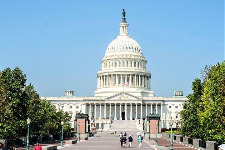 Guided Capitol Hill with US Capitol and Library of Congress Entry
