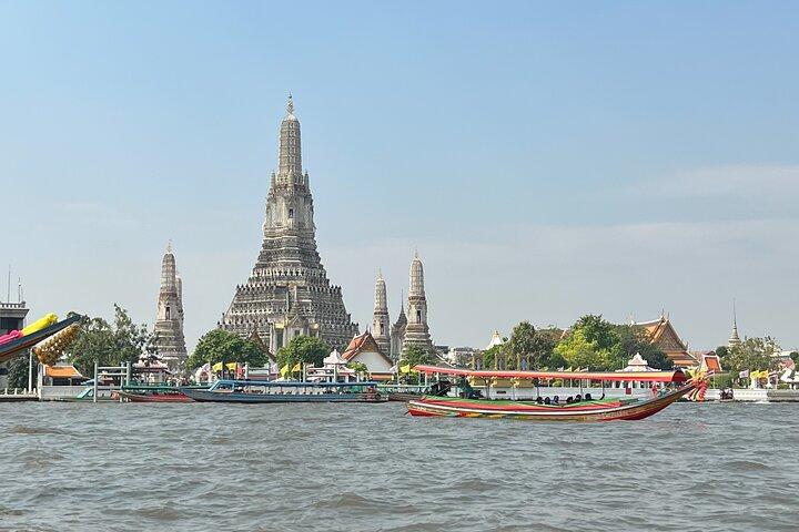 Experience Bangkok with typical Thai tuk-tuk