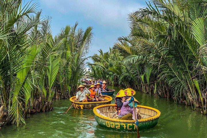 40 Minutes - Basket Boat Ride in the Water Coconut forest