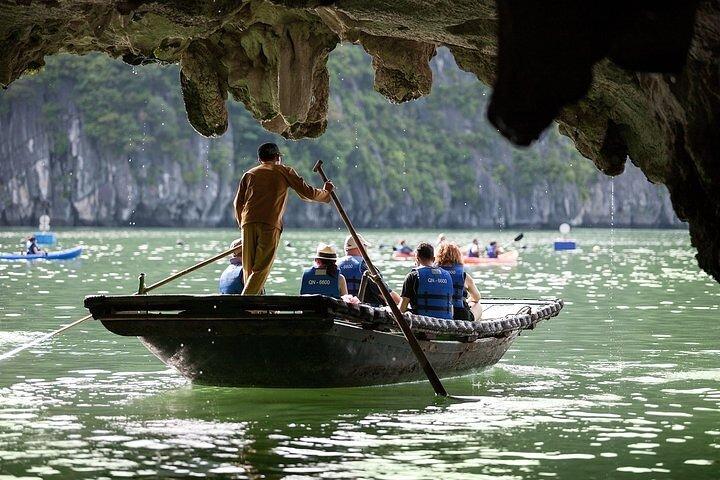 Private tour Halong Bay 1 Day Cruise with Cave, Kayaking