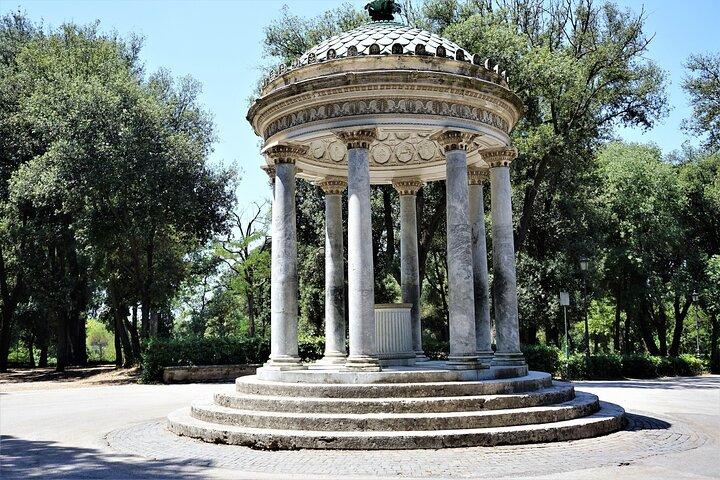 Sad Souls of Villa Borghese: Self-Guided Mystery Walk in Rome