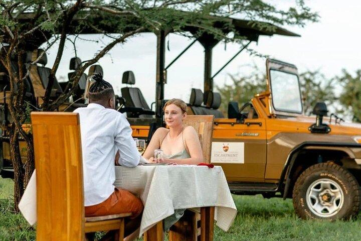 2 Day Ngorongoro & Lake Manyara Romantic Safari