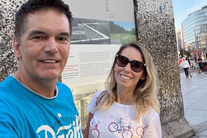 Private Taxi Tour of Berlin + Extras – Extended & Relaxed 6-8h