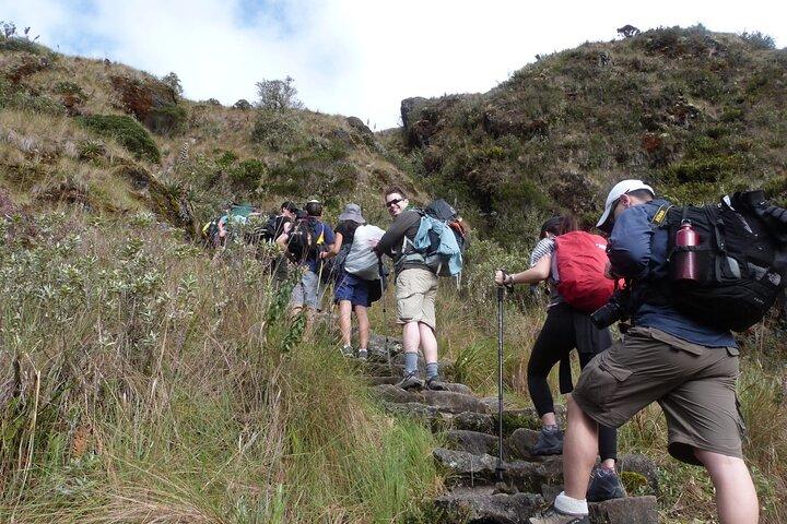 4 Days Small Group Inca Trail Tour to Machu Picchu