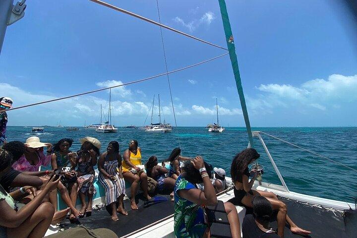 Half Day to Isla Mujeres from Cancun with Transportation