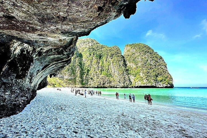 From Phuket: Phi Phi, Maya and Bamboo Islands Full Day Visit