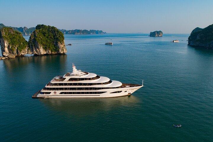 Scarlet Pearl Cruises The Most Luxurious Cruise in Halong Bay