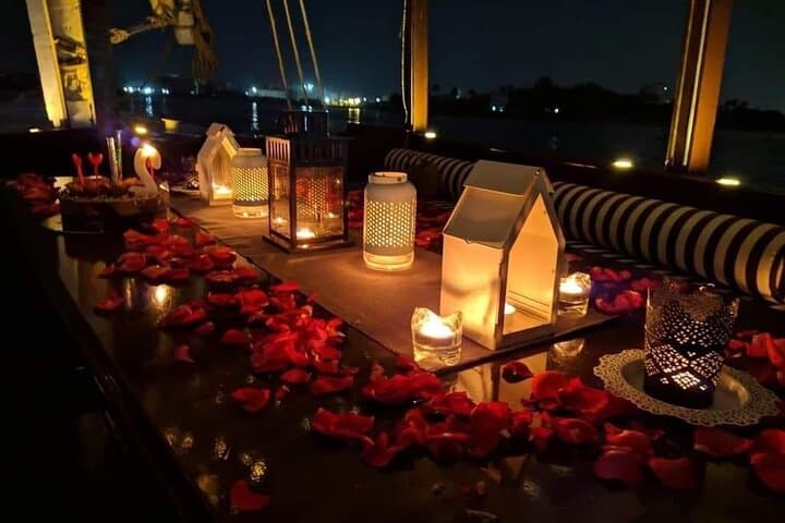 Luxury Felucca on the Nile with Lunch
