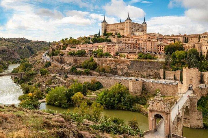 Influential Toledo & Bookish Consuegra, Full Day Tour from Madrid