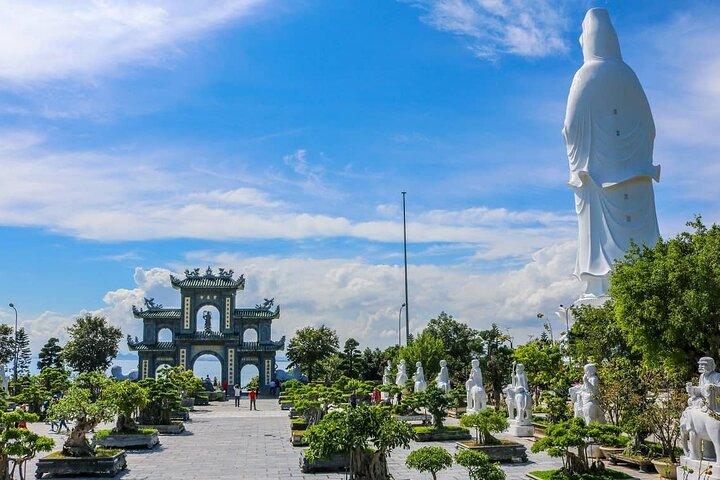 Hoi An Ancient town -Marble Mountains Tours FROM DANANG(15H30-21H