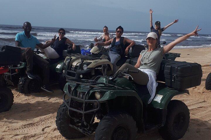 Day Tour Bandia Wildlife Reserve and pink lake