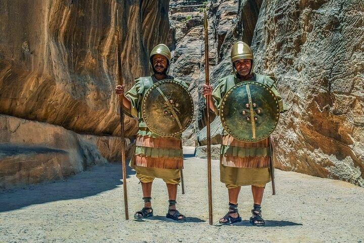 Petra 1-Day Tour from Jerusalem with FREE Authentic Lunch