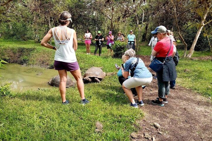 Galapagos Enchanting 3 Islands (5 Days)
