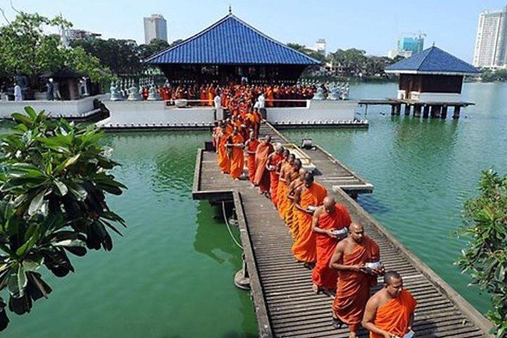 Colombo City By Tuk Tuk