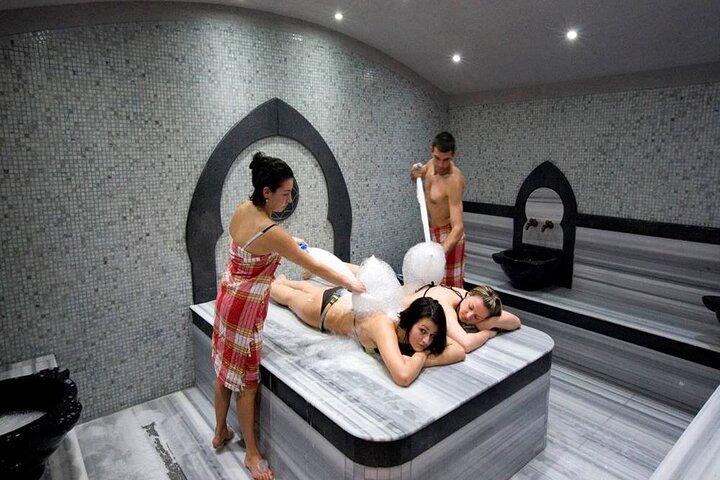 Kemer Turkish Bath Experience with Sauna, Scrub & Oil Massage
