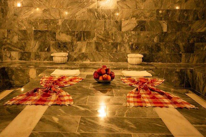 Kemer Turkish Bath Experience with Sauna, Scrub & Oil Massage