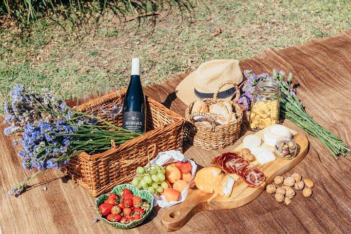 Wine tasting at Quinta das Murgas