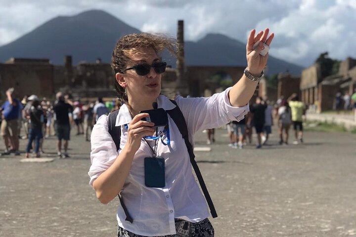 Pompeii Tour with experienced guide