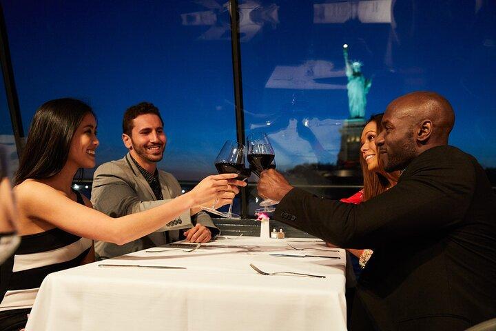Bateaux New York Christmas Day Plated Dinner Cruise