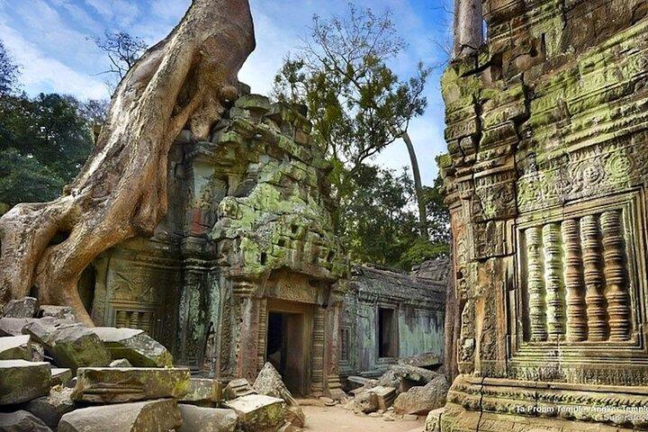 Angkor Wat Sunrise: Exclusive Private Tour!